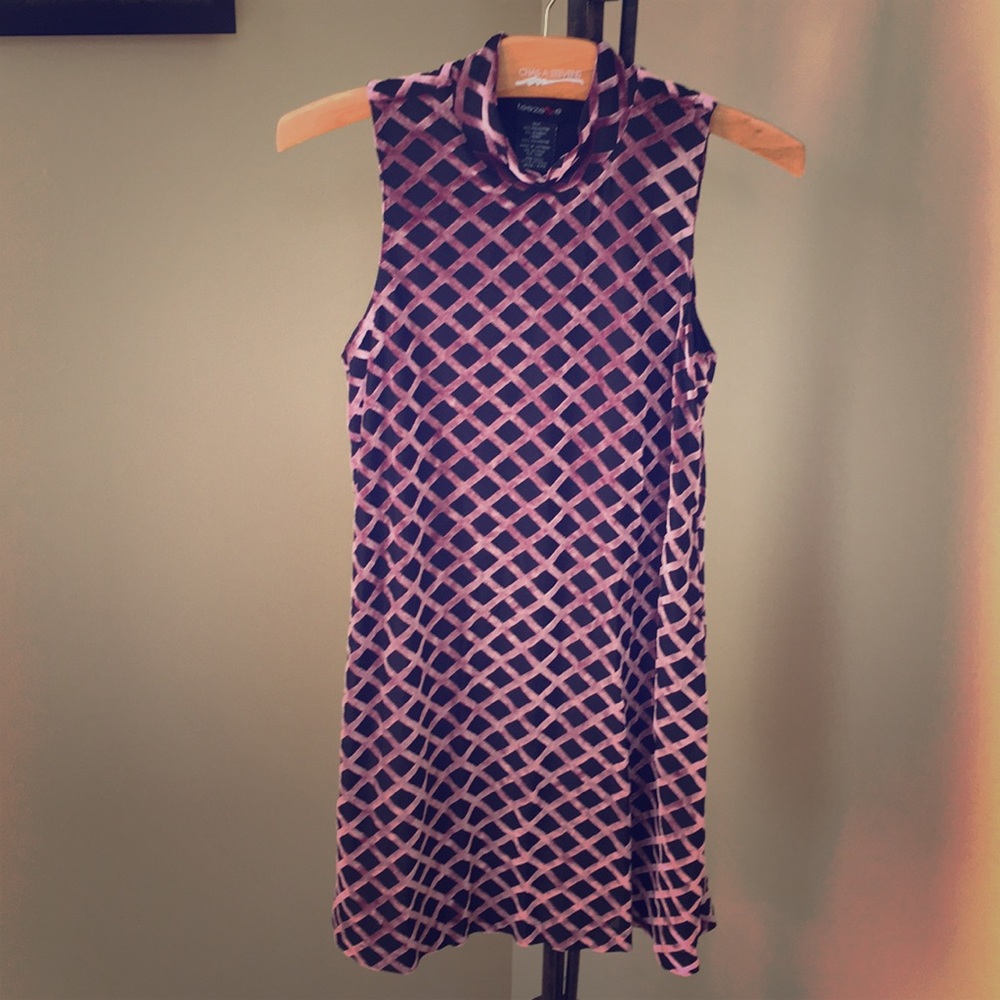 Mauve a black velvet dress